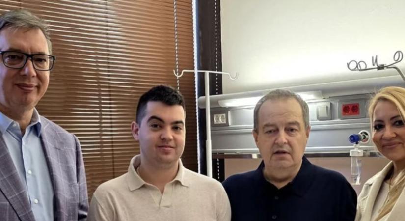 A belügyminiszter elhagyta a kórházat