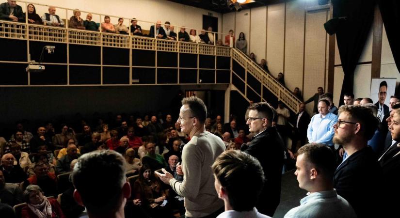 Szijjártó Péter: Ukrajna mindenre kész