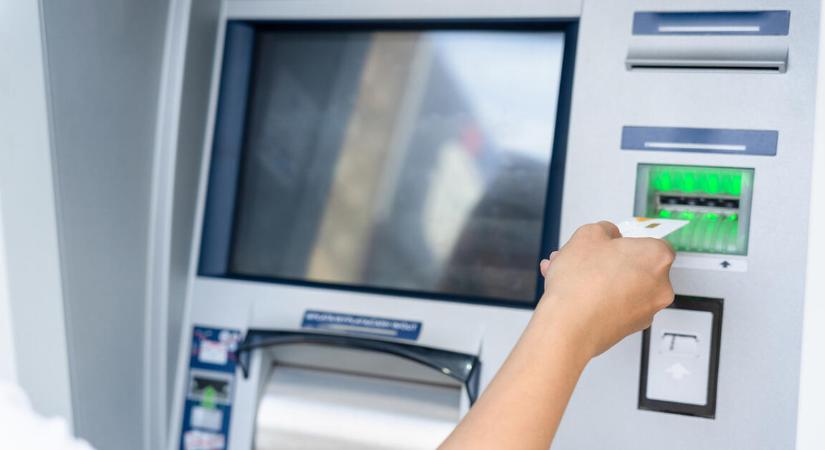 ATM-es befizetés és készpénzfelvét: figyeljünk a részletekre!