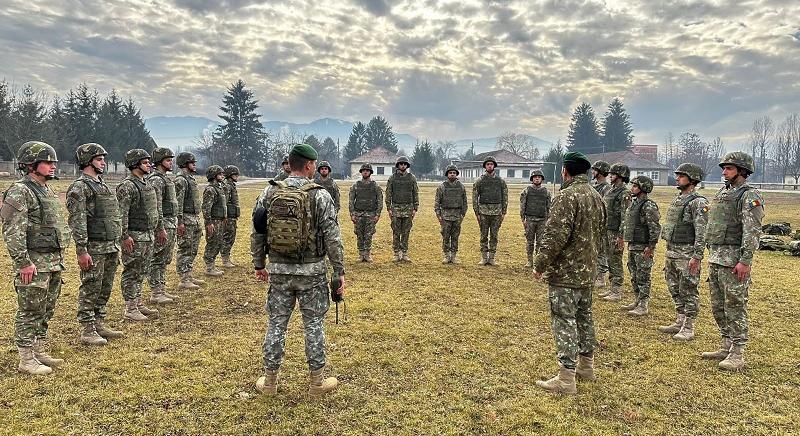 Elmondta a miniszter, miért fegyverkezik Románia