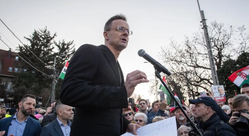 Szijjártó Péter: Ukrajna mindenre kész a magyarországi választás befolyásolása érdekében