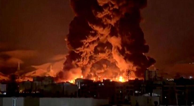 Robbanás rázta meg a térséget, fekete eső hull Teheránra - Videó!