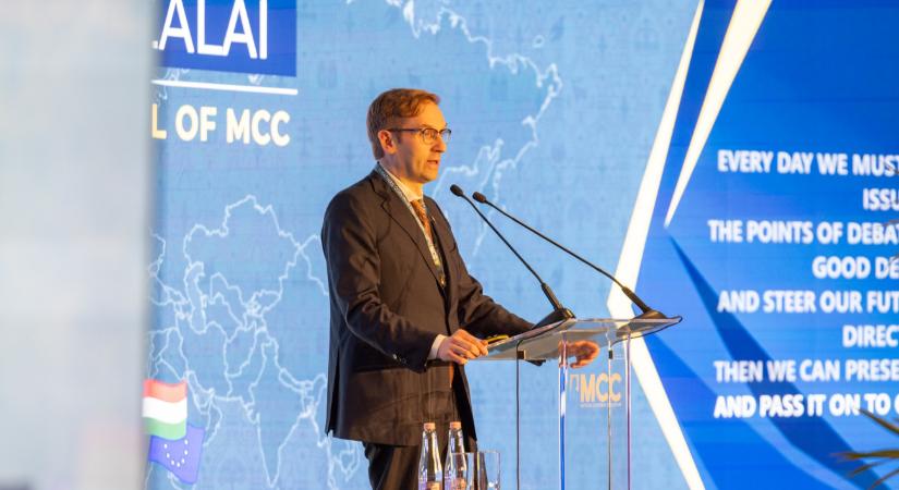 MCC-konferencia: képes-e felvenni a küzdelmet Európa?