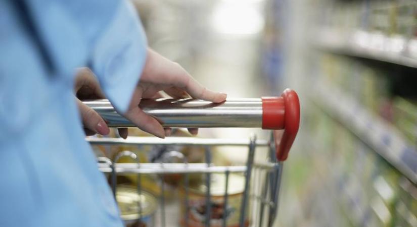 Boltzár jön vasárnap: erre készülhetsz a nagyobb áruházláncoknál