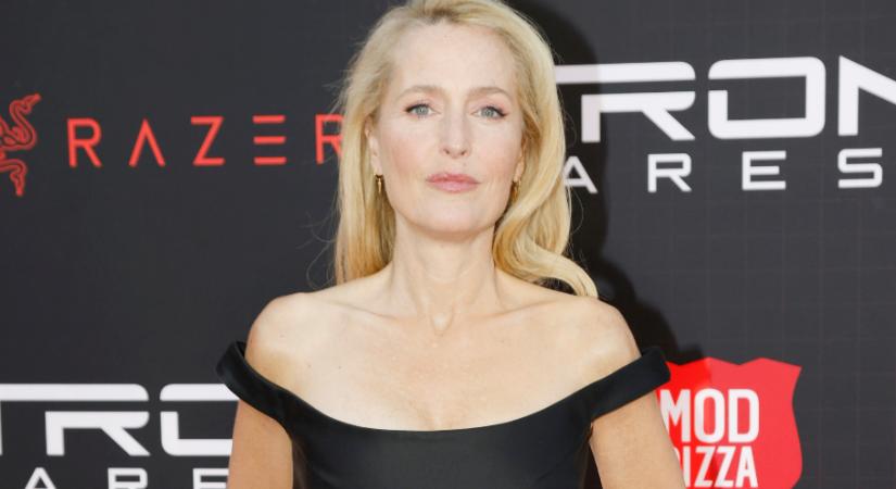 A hollywoodi bérszakadékokról vallott Gillian Anderson, elkeserítő a helyzet
