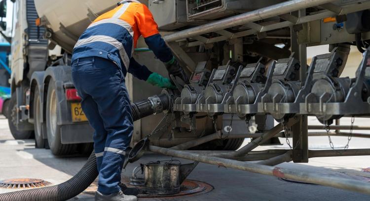 Ismét jön egy árstop – durva szankciókat hoz magával