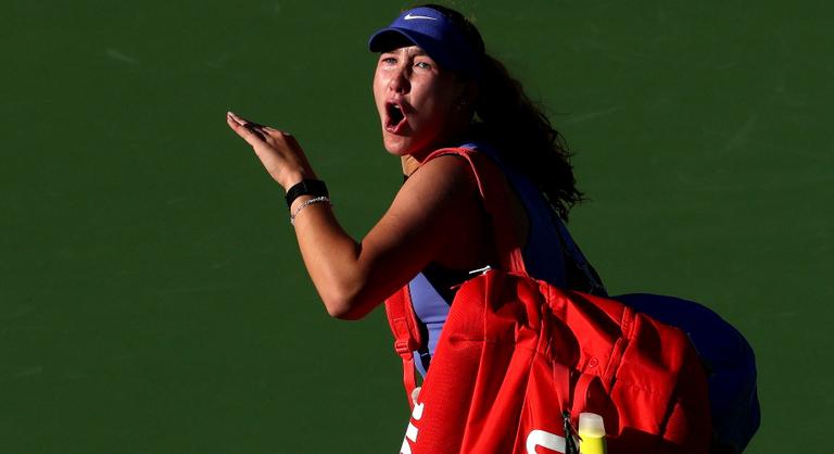 Ordibált, a közönségnek mutogatott a címvédő, miután kikapott a rangos tenisztornán