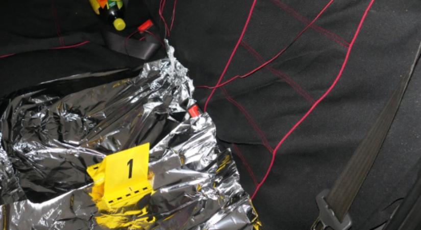 „Elpattant bennem valami” – mondta a miskolci nő, aki dühében szétverte a pasija kocsiját, miután meglátta őt két nővel