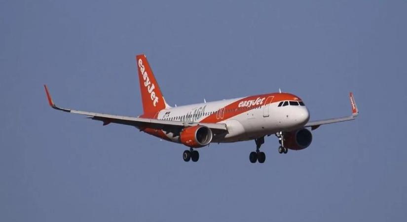 Részegen zaklatott egy 13 éves lányt az EasyJet egyik utasa, elítélték