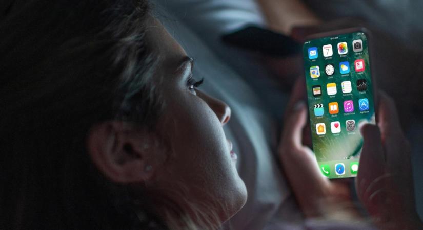 Mint az összecsukható iPhone-t, olyan szívesen hajtogattuk volna, hogy iPhold, de az Apple mást tervez