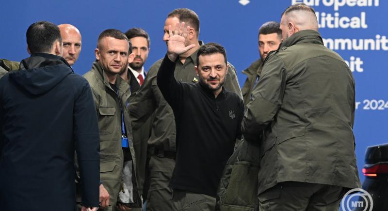 Az EP Európai Érdemrendet adományoz Volodimir Zelenszkij ukrán elnöknek