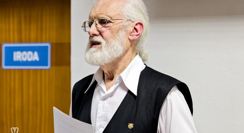 Maradnak az igazak... - Wass Albert örökségét tárta a közönség elé Simó József a büki könyvtárban