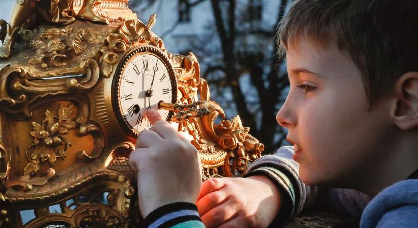 Jegyezd meg a dátumot! Idén kicsit hamarabb kell átállítani az órákat