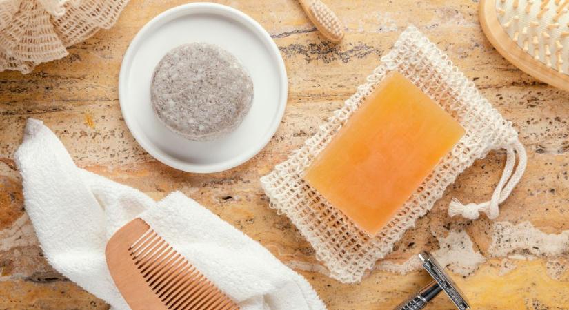 Hogyan váltsunk sampontömbre és szilárd kozmetikumokra?