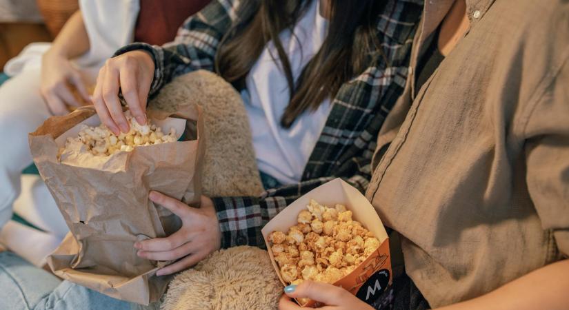 Miért nézünk újra és újra „komfort” sorozatokat?