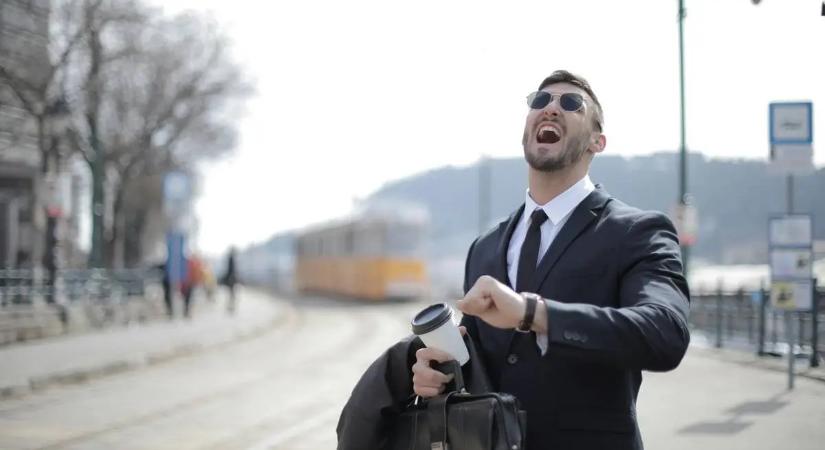 A majd egyszer csapdája