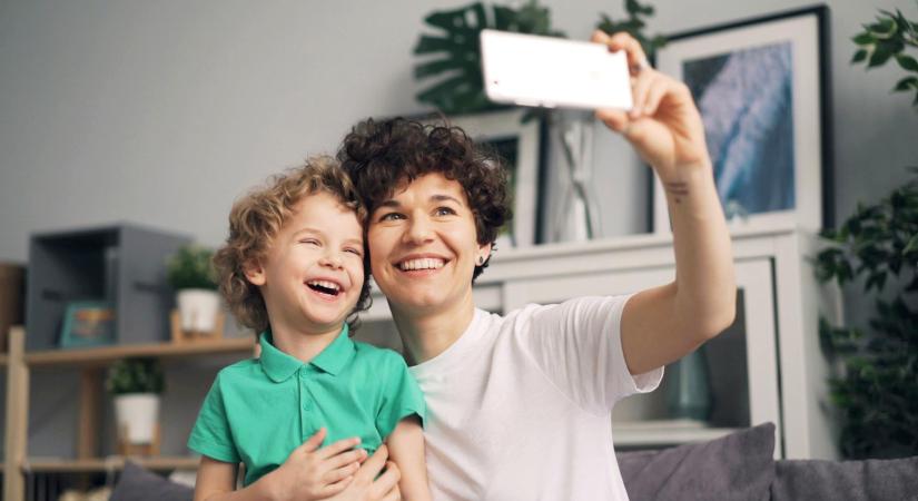 A gyerekek digitális lábnyoma: Szabad-e posztolni a szülőknek?