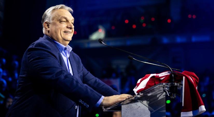 Orbán Viktor Dunaújvárosba érkezik