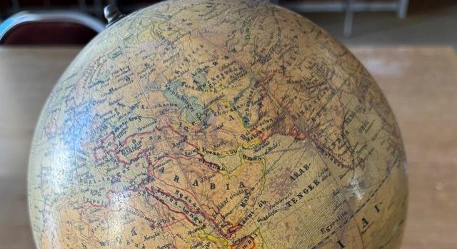 Ritka földgömbökkel gazdagodott az Országos Széchényi Könyvtár