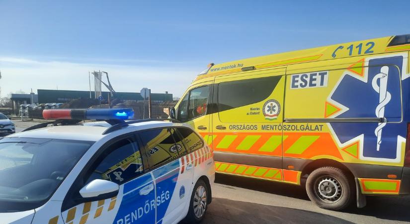 Súlyos motoros baleset történt Nyíregyházán: koponyasérülést szenvedett az ütközésben (fotókkal)