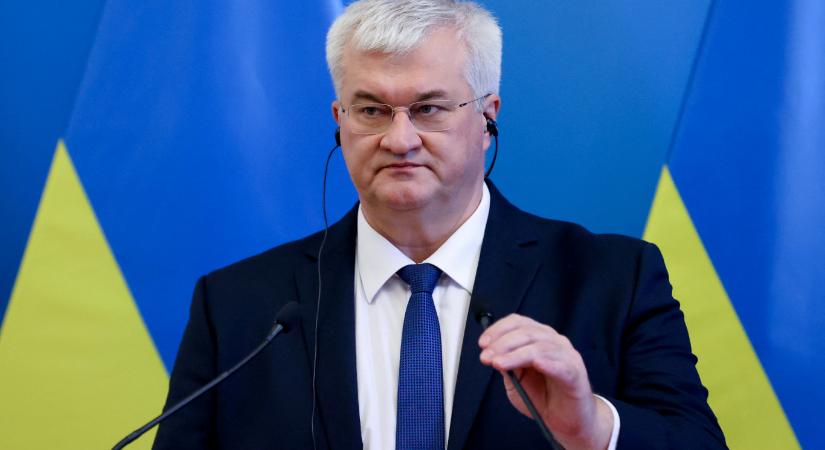 Lehullott az álarc – reagálta az ukrán külügyminiszter Lázár nyilatkozatára