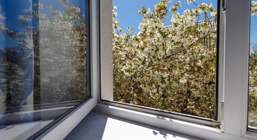 Pontosan ennyi percig kell szellőztetni, hogy teljesen kicserélődjön a lakás levegője
