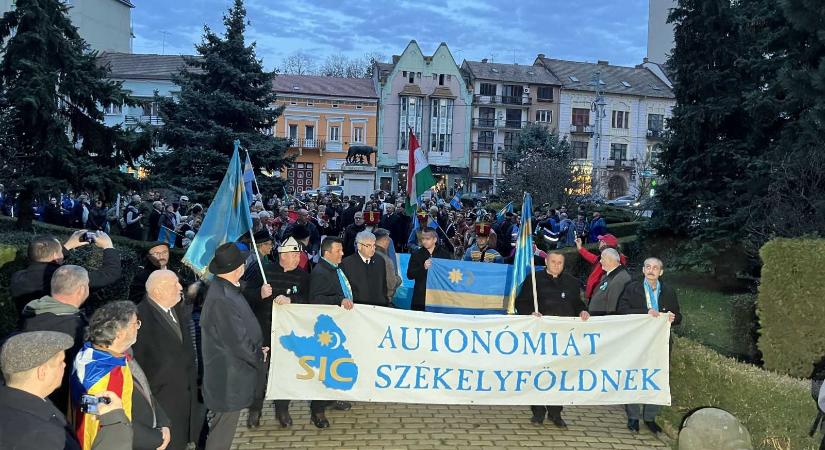 Székely szabadság napja – Autonómiát követeltek Székelyföldnek Marosvásárhelyen