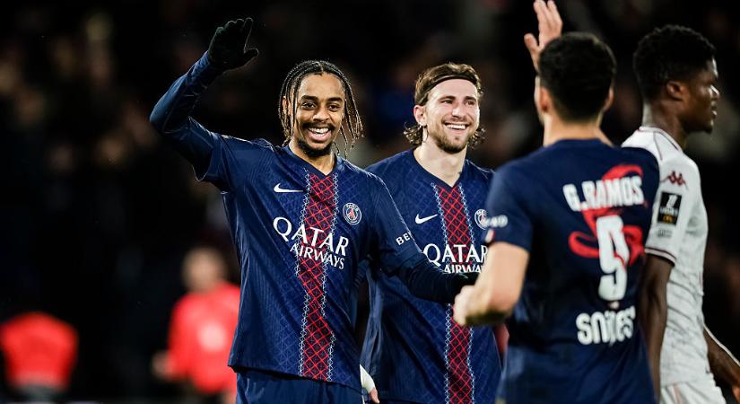 Ligue 1: új szerződést kötne támadójával a PSG! – sajtóhír