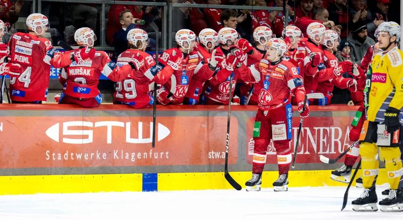 Mentők érkeztek a klagenfurti kispadhoz, félbeszakadt a Volán elleni mérkőzés