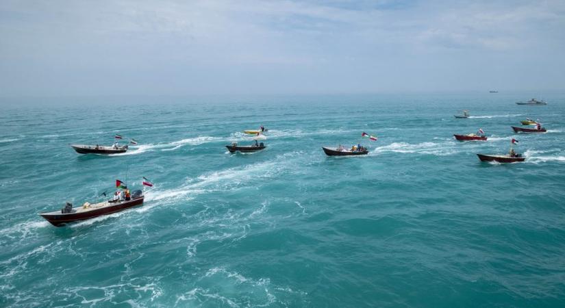 Trump: Sosem látott katonai következményei lesznek, ha Irán aláaknázza a Hormuzi-szorost