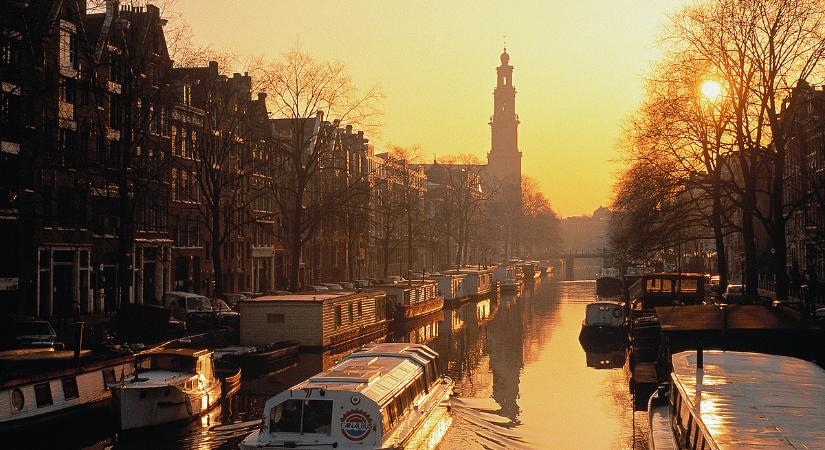 Iráni támadástól tart Hollandia, hajókat küld a Földközi-tenger keleti térségébe