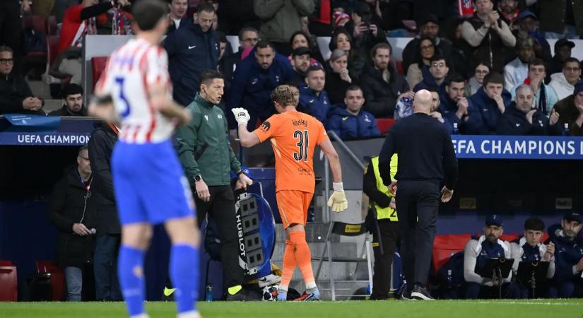 Annyira béna volt a Tottenham kapusa, hogy 17 perc után lecserélte az edzője a BL-ben