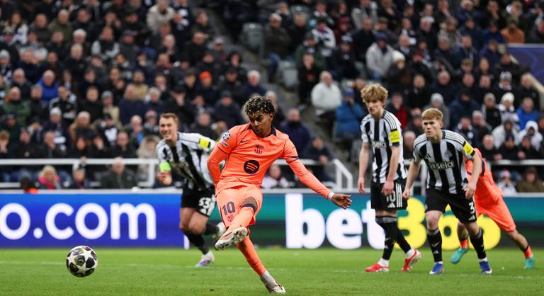 Yamal büntetőjével megúszta a vereséget a Barcelona, a Bayern hat gólt rúgott Olaszországban