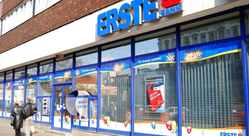Rendkívüli hírt közölt az Erste és az MBH Bank az ügyfeleivel, százezreket érint a bejelentés