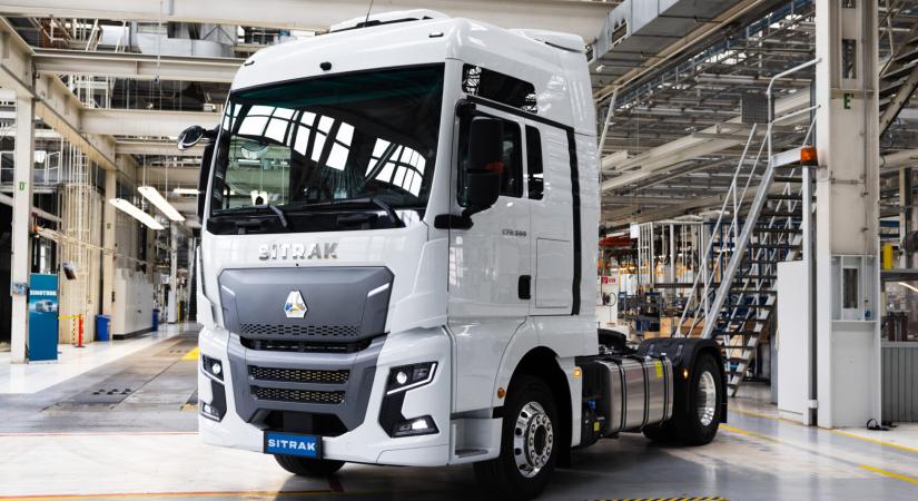 Kínai óriás érkezett Európába, a szomszédunkban gyártják a járműveit