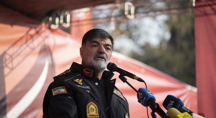 „Erőink ujjukat a ravaszon tartják” – megfenyegette a tüntetésre készülőket az iráni rendőrfőnök