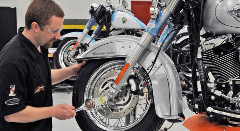 Még soha nem adtak el ennyi új motort - Pörög a piac