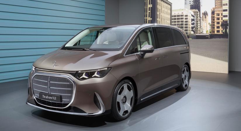Guruló luxuslakosztály 700 kilométeres hatótávval a Mercedestől
