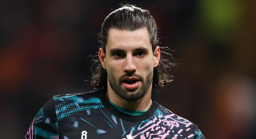 Mennyire cuki! Szoboszlai Dominik kislánya hatalmasat nőtt – megható mérföldkövet mutatott Buzsik Borka