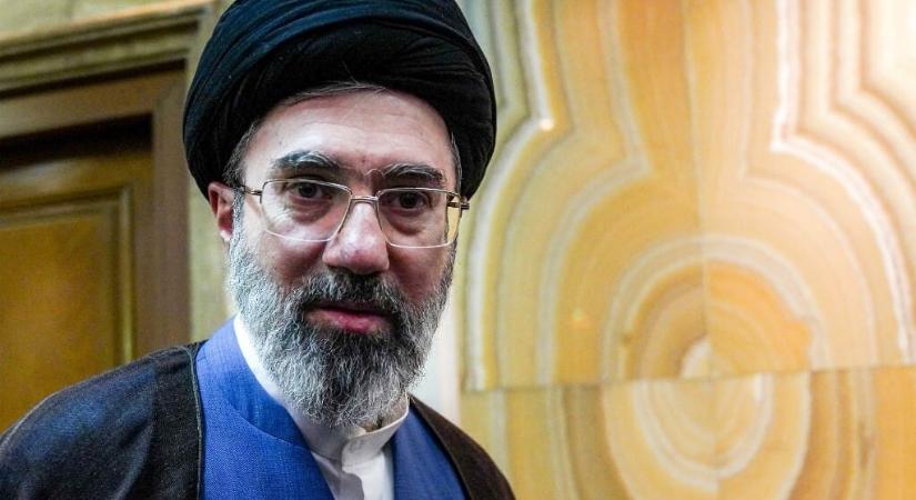 Reuters: Modzstaba Khamenei uralma alatt még befolyásosabbá válhat az iráni Forradalmi Gárda