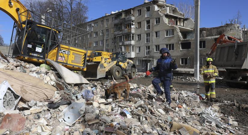 Halottak és sebesültek Ukrajnában az újabb orosz dróncsapás következtében