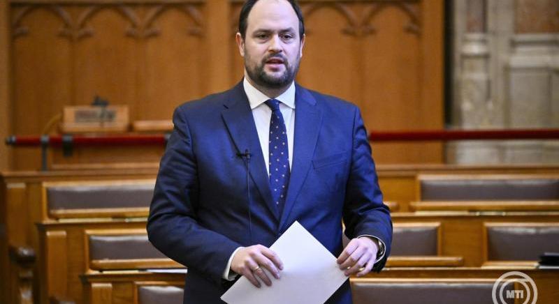 A Magyarország területén feltartóztatott ukrán pénzszállítmány ügyével kapcsolatos törvényjavaslatot tárgyalta kivételes eljárásban kedden az Országgyűlés.