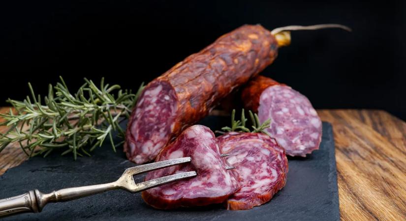 Így készülnek a legjobb kolbászok! Gianni és Miki különleges helyre látogattak – videó