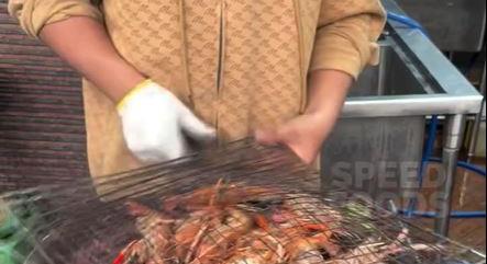 Mit neveznek gyorsételnek – A nap videója