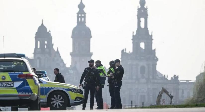 Bombariadó miatt evakuálják egy német város központját