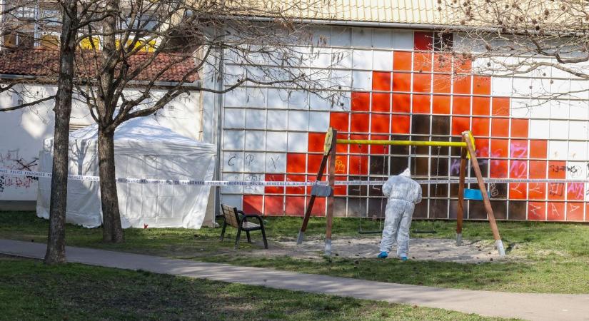 Most jött: Holttestet találtak egy szekszárdi játszótéren (friss helyszíni fotók)