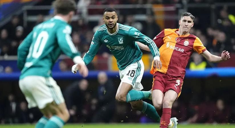 Furcsa egybeesés a Liverpool ellen, miért nem bíznak Sallai Rolandban?