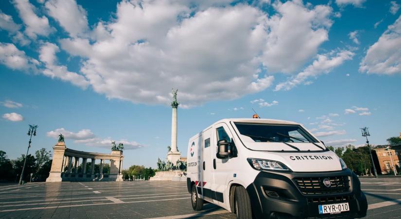 Orbán Viktor barátjához, Garancsi Istvánhoz köthető cég neve is felmerült az Ukrajnába tartó pénzszállításoknál