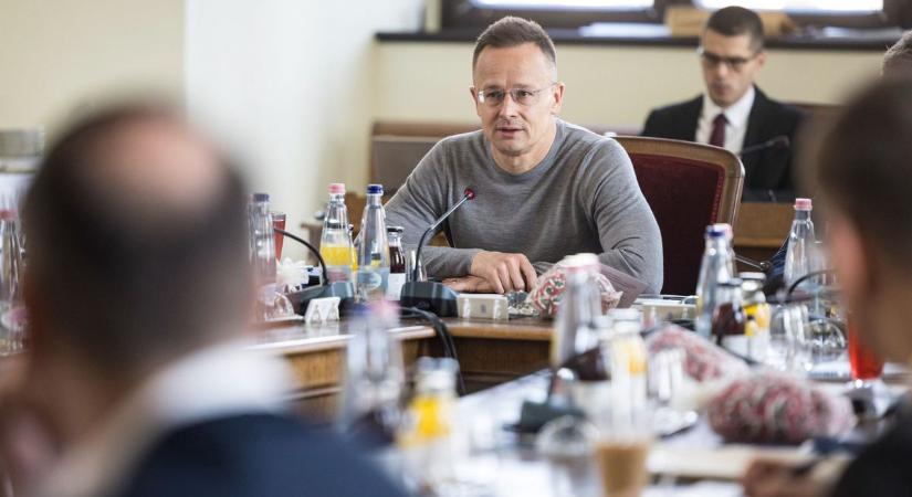 Szijjártó: Magyarország a szuverén energiapolitikával meg tudja magát védeni (videó)