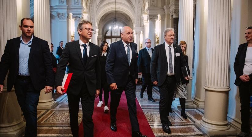 Medián: A társadalom az MTA-ban és a tudósokban bízik a legjobban, a köztársasági elnökben pedig a legkevésbé